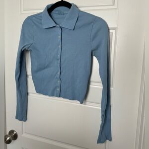 Brandy Melville/J. Galt Baby Blue Ribbed Button-Up Long Sleeve Collared Crop Top